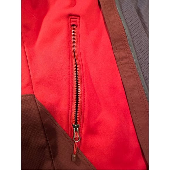 The North Face Soft Shell Apex Bionic Jacket￼ A0909 Cordovan / TNF Red - Men’s L - Picture 11 of 12